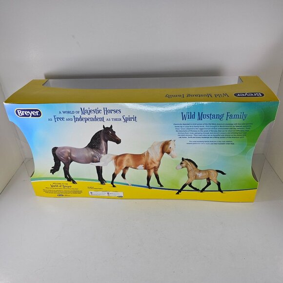 Breyer Wild Mustang Family Freedom Series 1:12 Scale TSC 2024 Horse - Picture 4 of 10